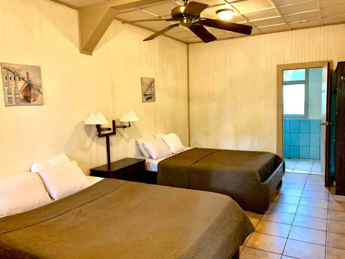 Lapalapa Beachfront Hotel Puerto Viejo de Talamanca Dış mekan fotoğraf